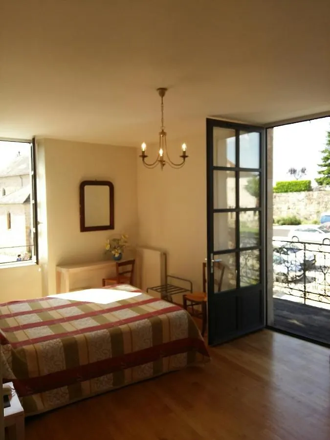 Hotel Le Relais de la Tour à Capdenac-Gare